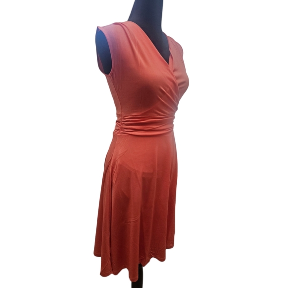 NWT Tam Ware Surplice Neckline Pleated Waist Fit & Flare Dress Small - Picture 3 of 7